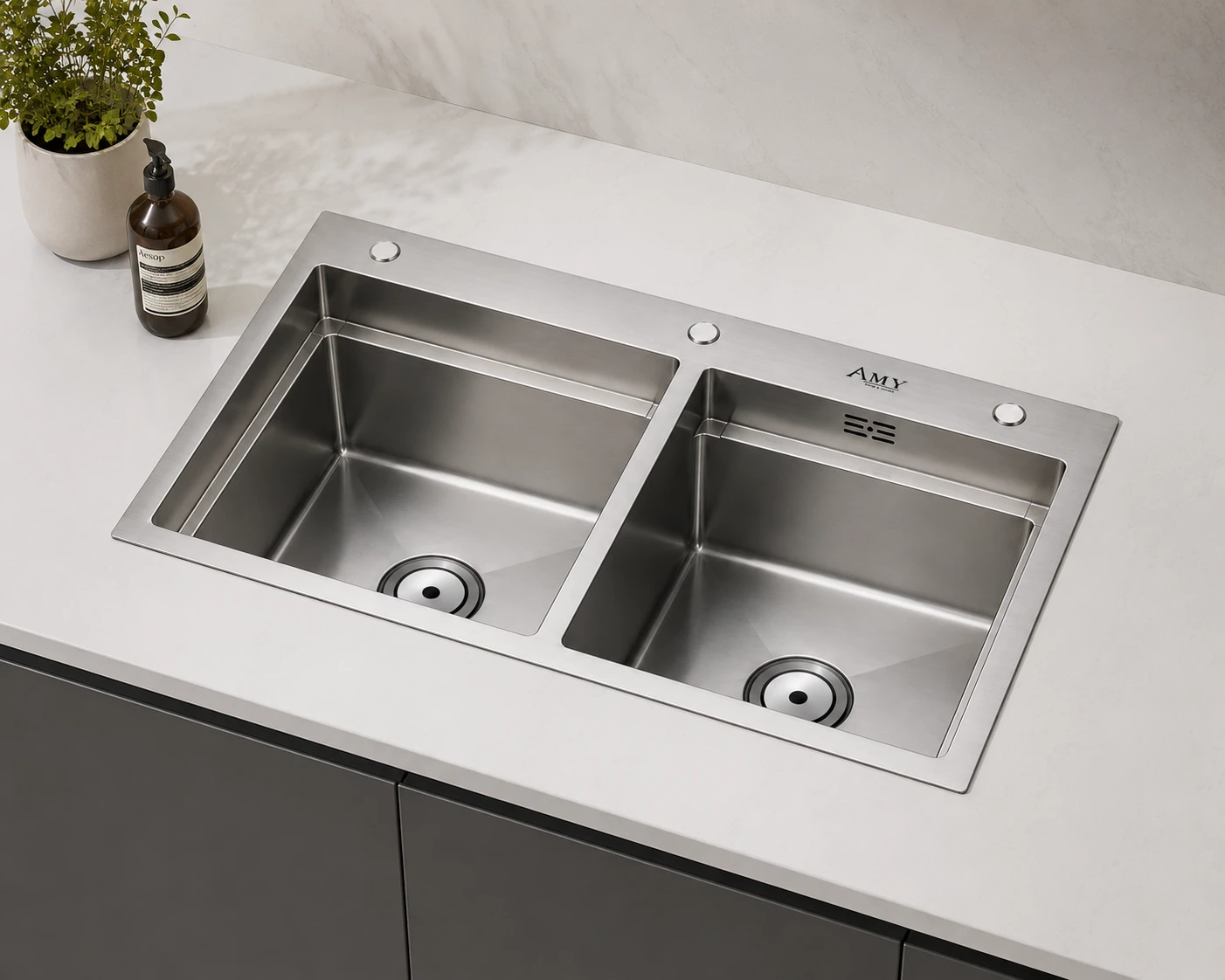 Chậu rửa bát thủ công cao cấp AM 8585